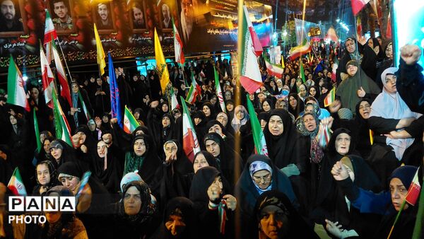  هفتادو چهارمین شب حضور که خاموش نمی‌شود