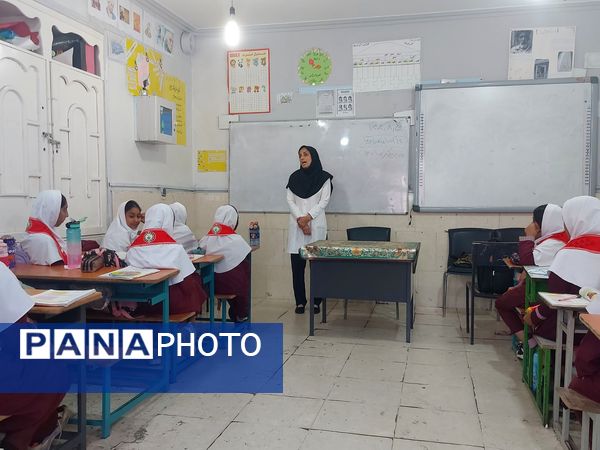 گرامیداشت روز سفیدپوشان در دبستان شهید علی رضایی