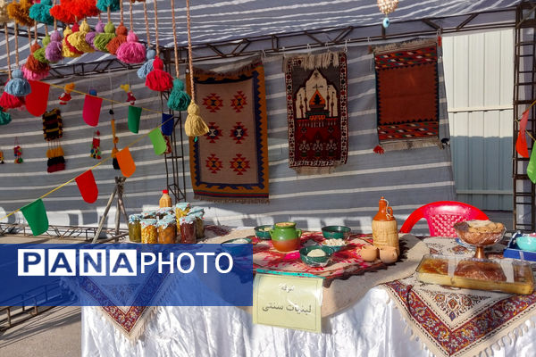 آشنایی با اقوام ایرانی در دبستان یگانه