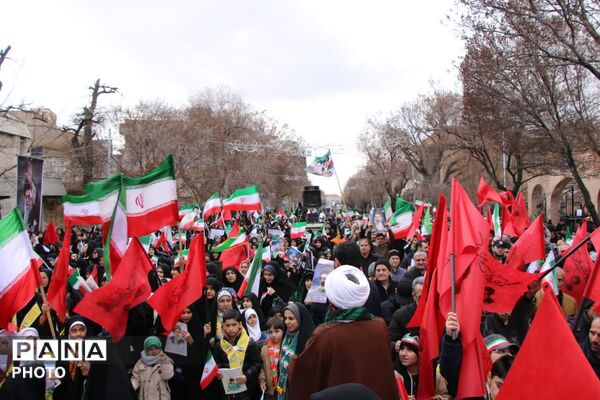 اجتماع بزرگ نوجوانان تبریزی شجره طیبه