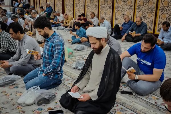 برگزاری مراسم پرفیض دعای عرفه در مصلی باقرشهر 