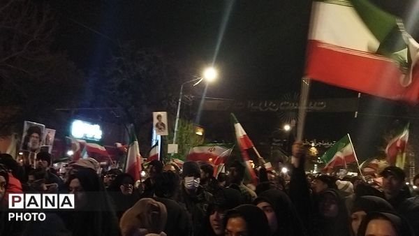 حضور نسل های مختلف در اجتماعات شبانه نیشابور
