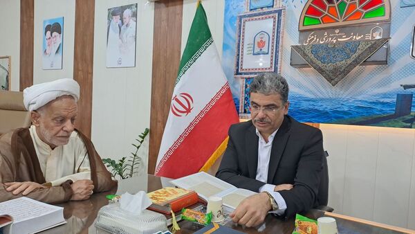  محفل قرآنی در دفتر معاونت پرورشی و فرهنگی اداره‌کل آموزش و پرورش استان بوشهر