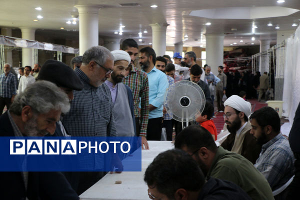 جلوه‌هایی از حضور نوجوانان قمی در شعبه‌های اخذ رای -1