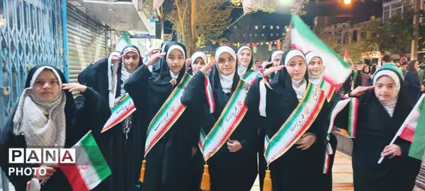 حضور پررنگ کودکان و نوجوان در تجمعات شبانه 