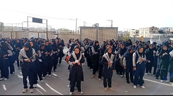 مراسم زنگ مهر در دبیرستان مشکات