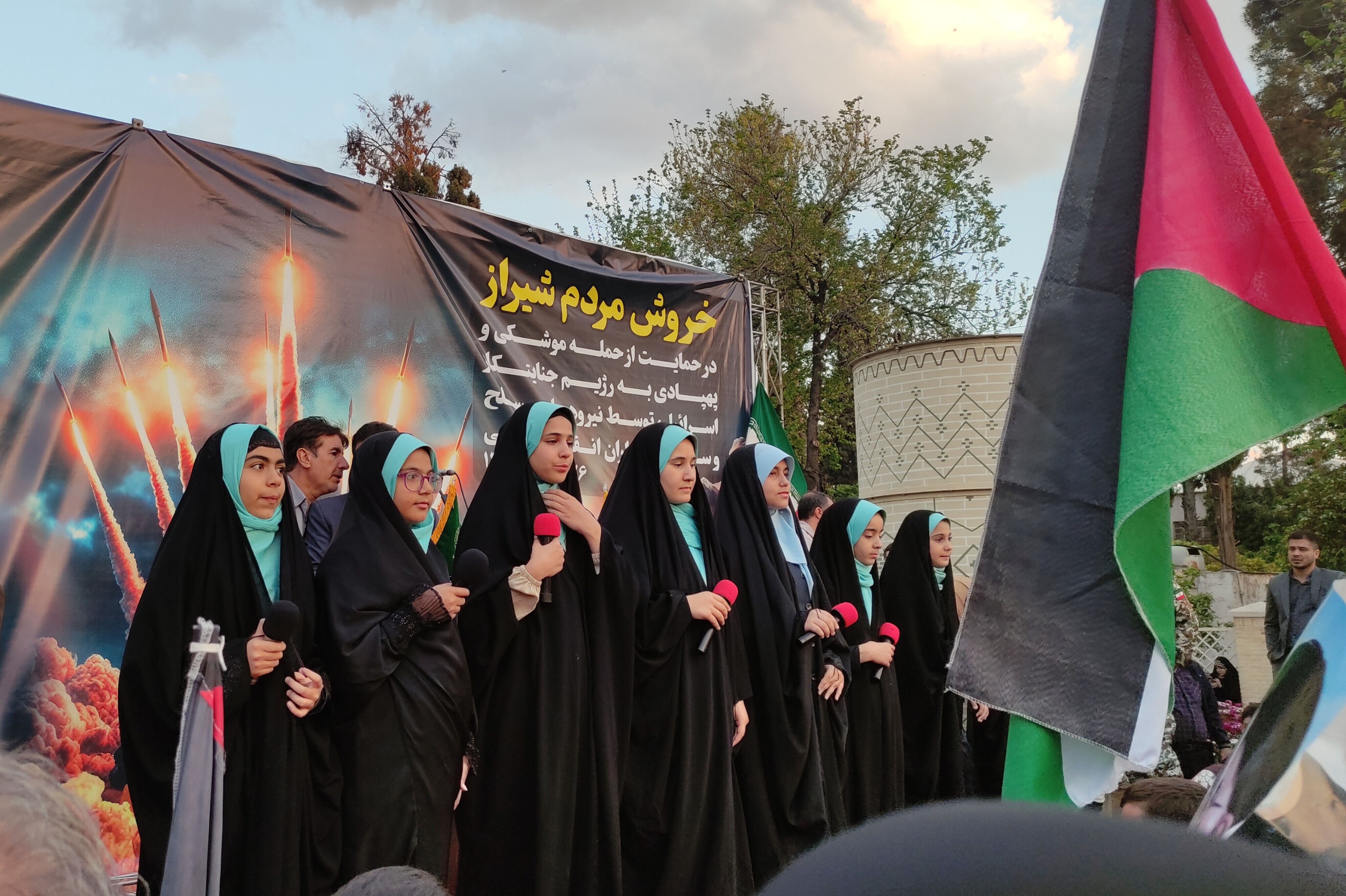 اسرائیل! فریاد کودکان ایران را بشنو