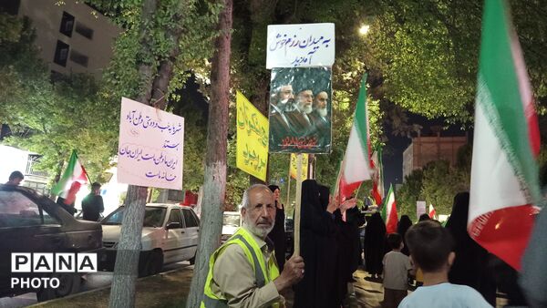 تجمعات پرشور وباصلابت مردم بروجرد برای حمایت ازنیروهای مسلح