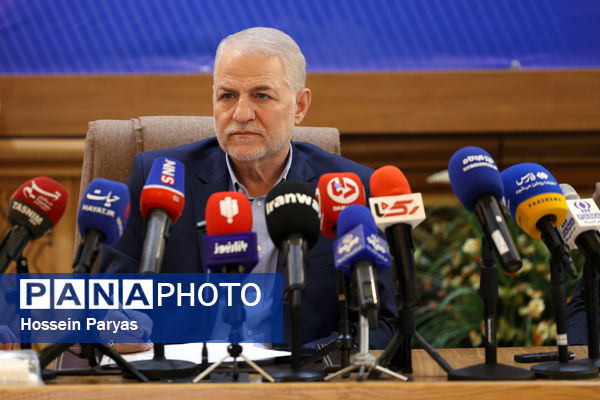 نشست خبری ارائه اقدامات و عملکرد وزارت راه و شهرسازی در حوزه سفرهای نوروزی 1403