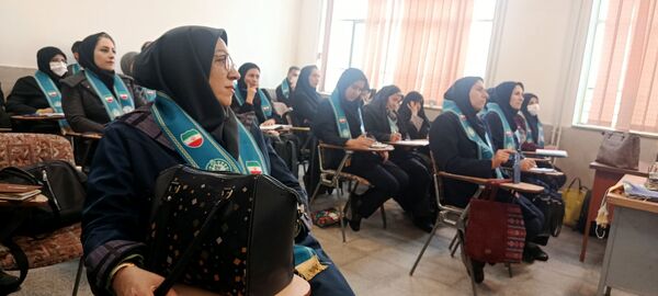 کارگاه توانمندسازی مربیان کاردان پیشتاز سازمان دانش‌آموزی ناحیه یک کرج 
