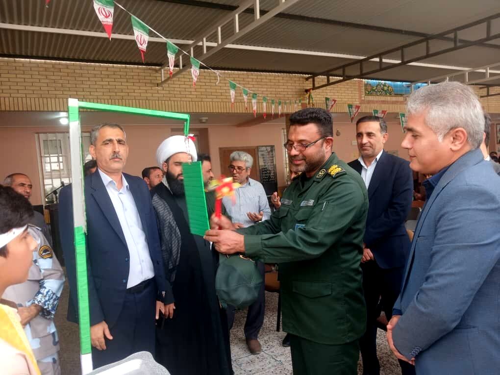 تجدید میثاق دانش‌آموزان سیریکی با آرمان‌های انقلاب در ۱۳ آبان 