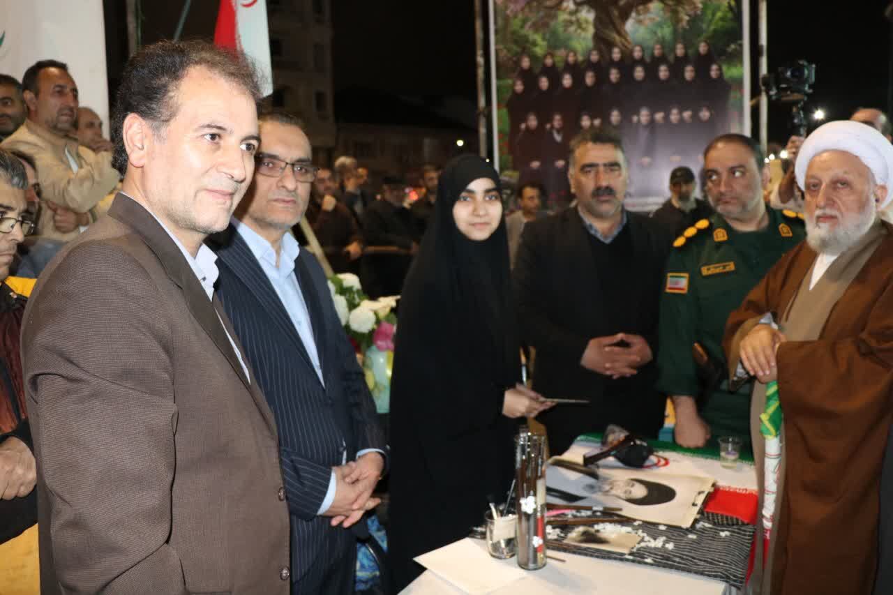 تقدیر از معلمان نمونه آستارا 