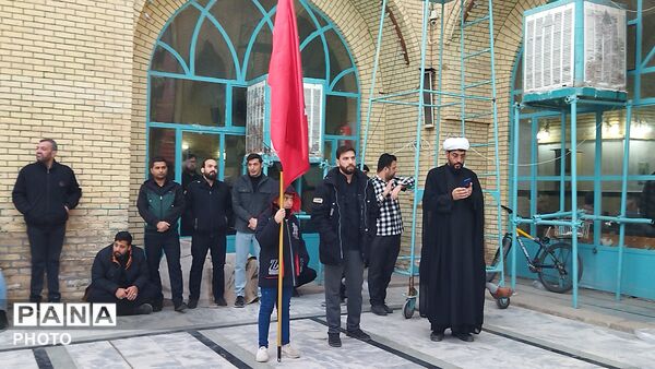 شهر نیشابور مشکی پوش شد ـ ۱ 