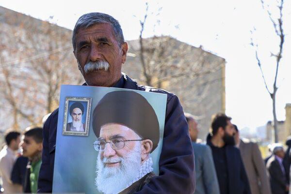 راهپیمایی باشکوه ۲۲ بهمن در کرمانشاه 