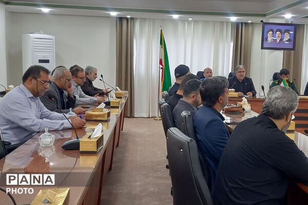 جلسه هم اندیشی با مدیران مدارس چهاردانگه