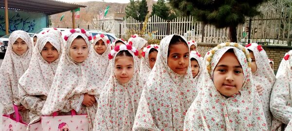جشن بزرگ تکلیف دختران شهر کلات 