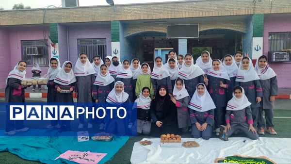 مدرسه‌ای به رنگ انتظار؛ جشن مهدوی در قاب لبخند دانش‌آموزان