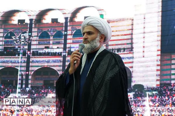 آیین گرامیداشت شهادت رهبر شهید انقلاب و خانواده در باقرشهر 