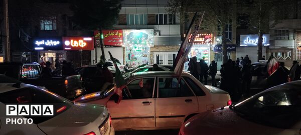 رژهٔ خودرویی در بلوار فضل نیشابور