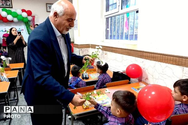 جشن شکوفه‌ها، آغاز یک سفر شیرین در مسیر دانایی