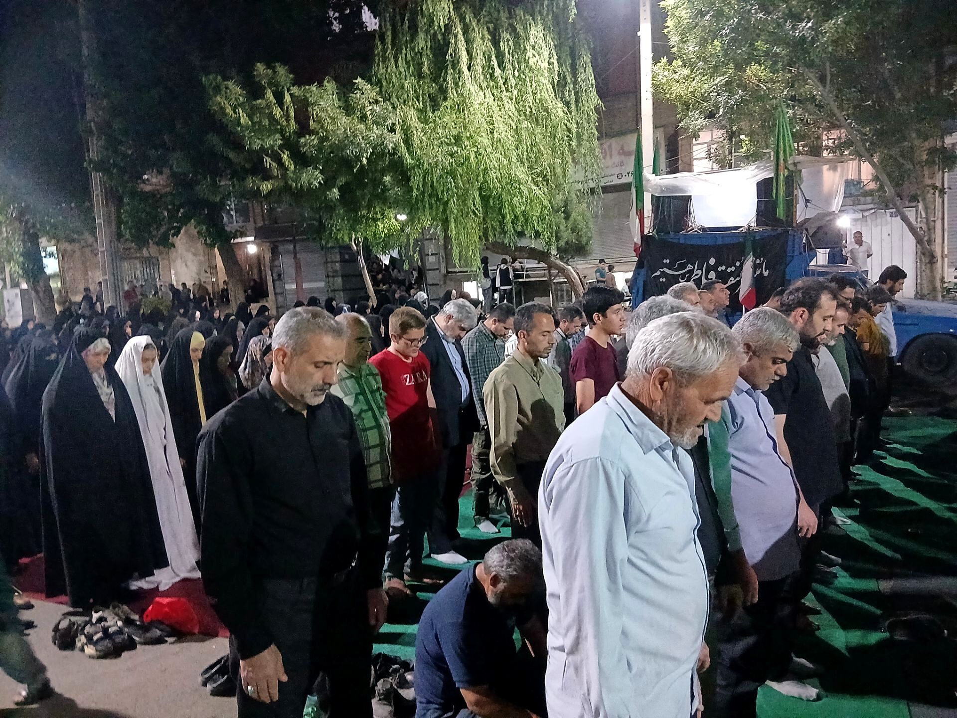 نماز استغاثه در خروش حماسی هفتاد و پنجم