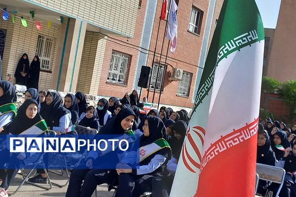 مراسم آغاز سال تحصیلی و نواختن زنگ مقاومت