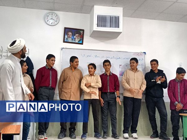 انتخابات همیار مشاور دبیرستان میثاق 