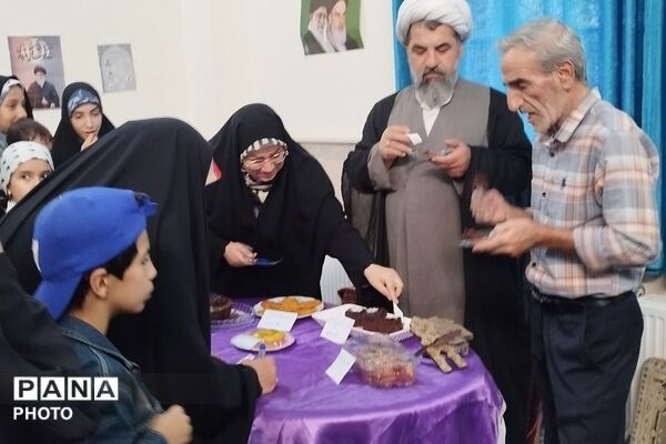 مسابقه کیک پزی به در مسجد ثارالله پرند