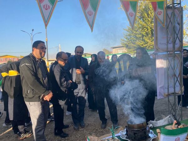 یادواره لاله‌های روشن در صالحیه؛ روایت نسل امروز برای ۲۳ قهرمان آسمانی