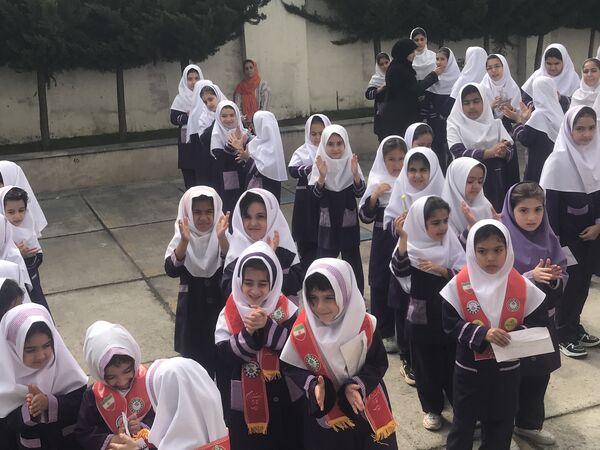 زنگ عاطفه‌ها در دبستان امیرصدرا روحی فرد پور محمودآباد 