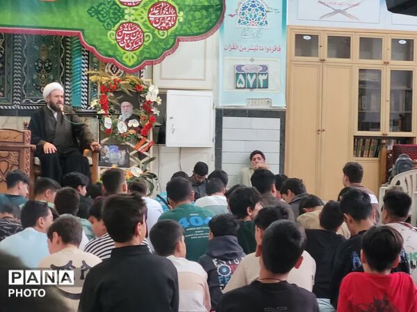 آیین تقدیر از ۷۰ معلم جهادی در مسجد انصارالحسین(ع) قم