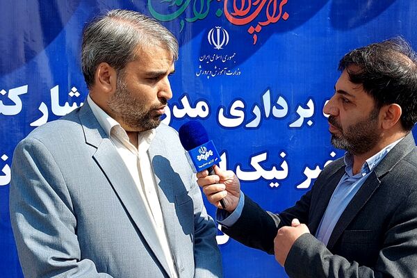 آیین بهره‌برداری از مدرسه زنده‌یاد لیلا لروند کهریزک