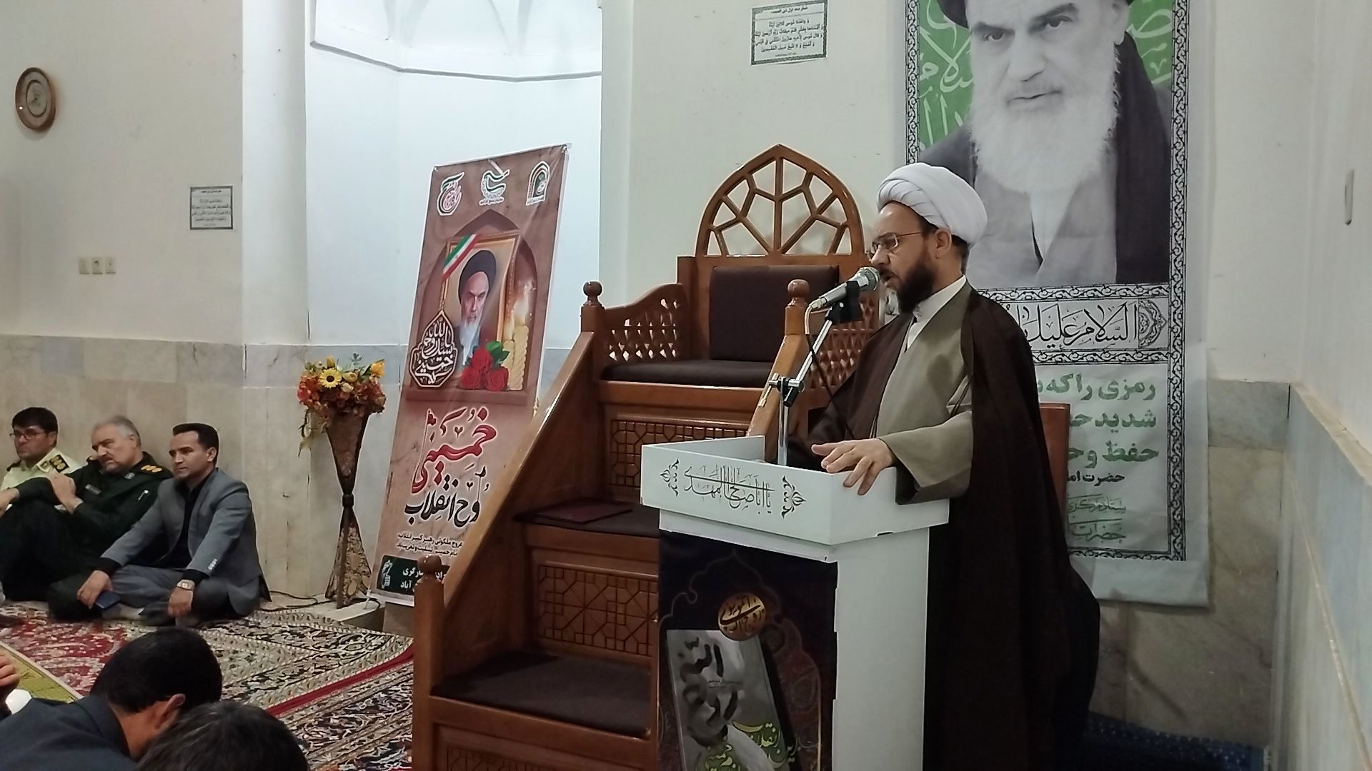 روش حکومت‌داری امام نسخه نجات کشور است