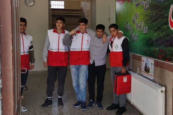 رزمایش پدافند غیرعامل در هنرستان امام‌علی(ع) شهرستان فیروزکوه