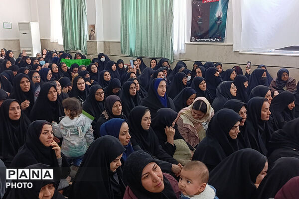 بیعت فرهنگیان شهرستان بجنورد با سومین رهبر انقلاب 