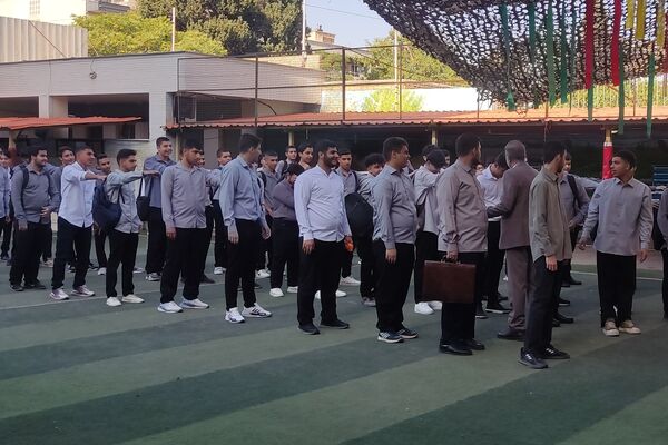 آغاز سال تحصیلی در دبیرستان علوم و معارف اسلامی شهید مطهری؛ شور و شوق مهر در مدارس