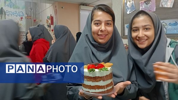 جشنواره کیک و دسر و شیرینی در مدرسه حضرت معصومه(ص) در اسلامشهر