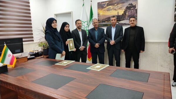 ملایر، شهر جهانی انگور و مبل و منبت ایران زمین