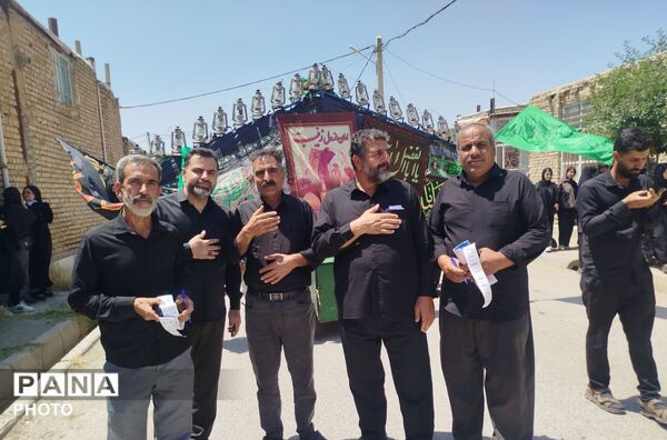 تجدید پیمان وفاداری در دهنو اورزمان