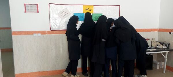 برگزاری انتخابات شورای دانش‌آموزی با هدف تعامل در مدرسه برکت خاتم