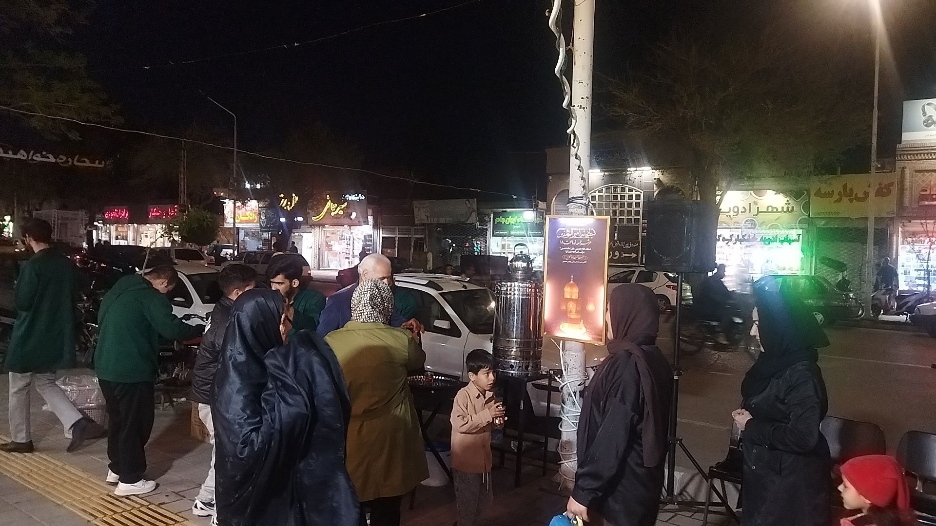 چایخانه امیر المومنین در چهل و یکمین شب از اجتماعات مردمی نیشابور 