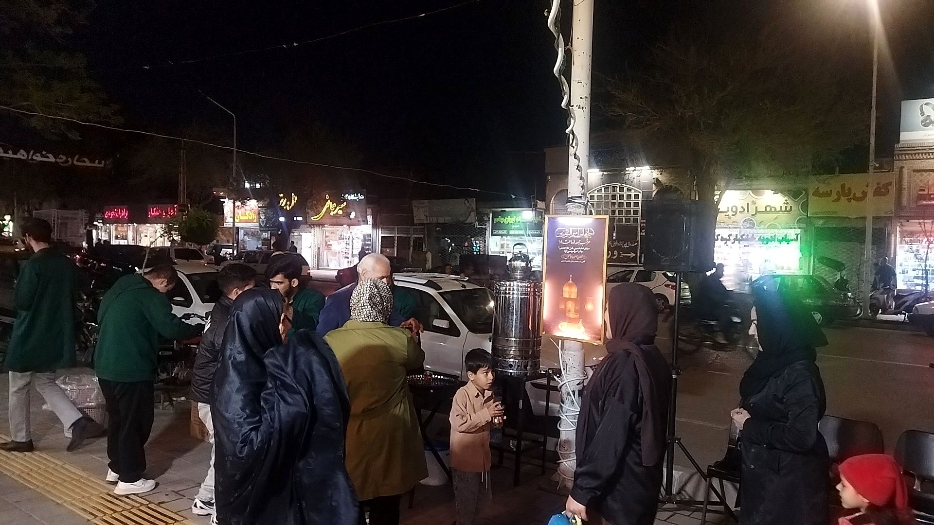 چایخانه امیر المومنین در چهل و یکمین شب از اجتماعات مردمی نیشابور 