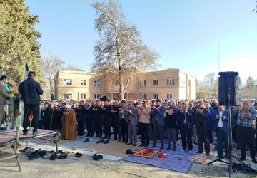 برگزاری نماز عید فطر در باغ ملی آشخانه