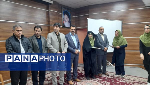 آیین گرامیداشت هفته پژوهش در شهرستان قائمشهر 