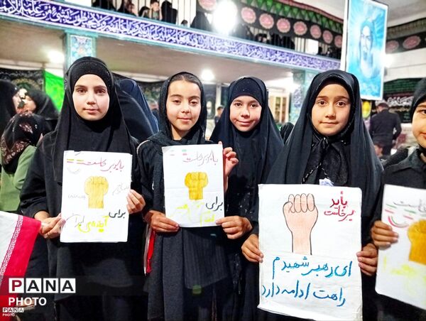 قره‌بوطه؛ جلوه‌ای از همدلی دانش‌آموزان در پویش ملی باید برخاست