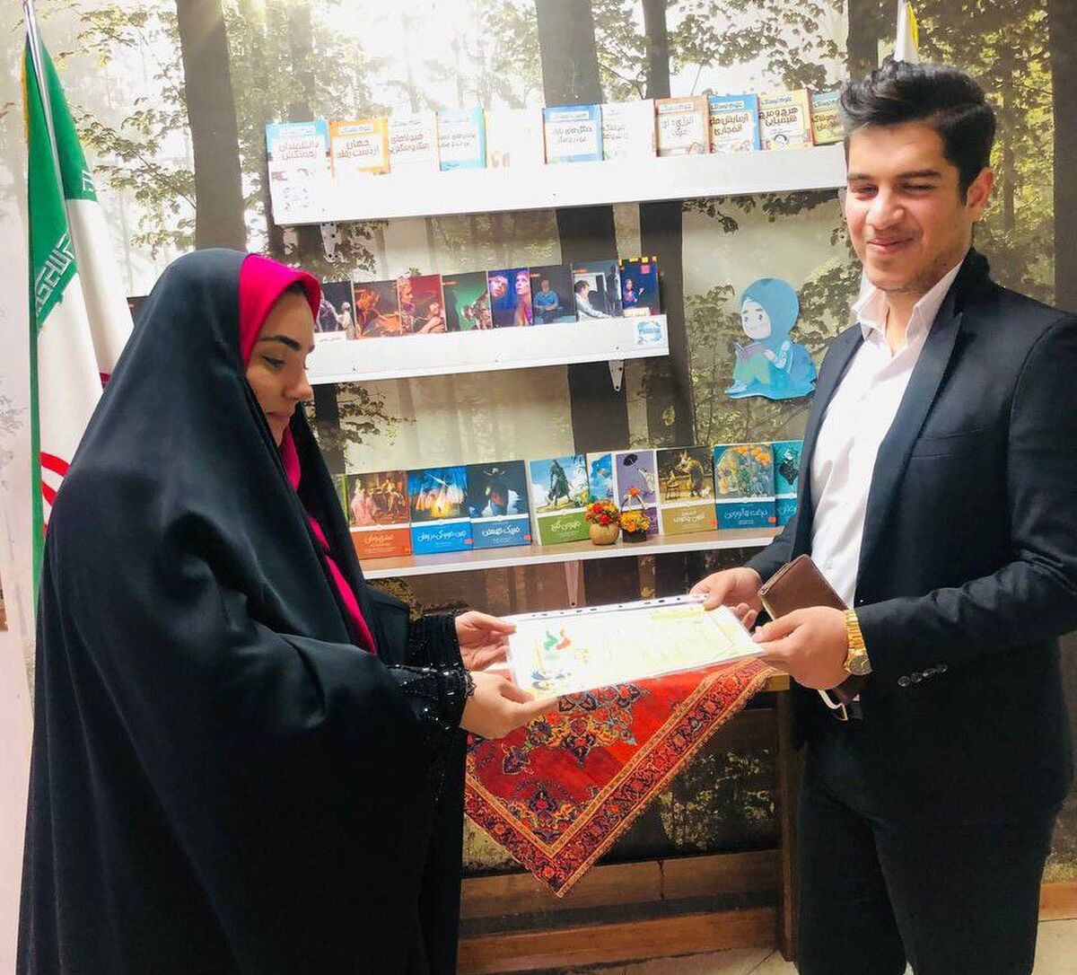 «لیگ جت» دانش‌آموزان را به مقاومت فرهنگی و تفکر نقاد مجهز می‌کند