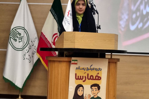 ما وارثانِ تیغِ بُرّانِ سلیمانیم