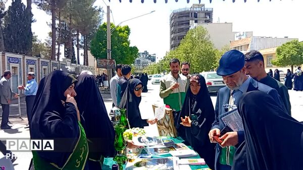 نماز جمعه عبادی و سیاسی در مصلی یاسوج