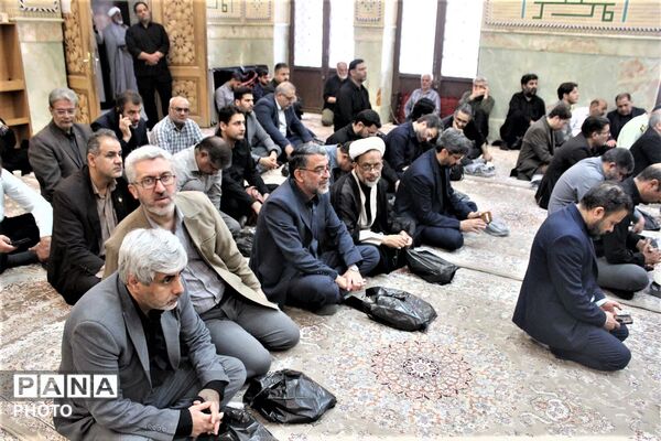 گلباران مزار شهدای حماسه آزادسازی خرمشهر در قم