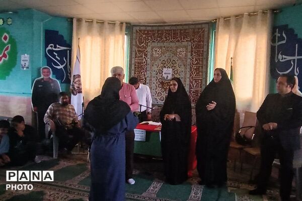 مجمع انجمن اولیا و مربیان دبستان علامه طباطبایی با رویکرد تحکیم پیوند خانه و مدرسه